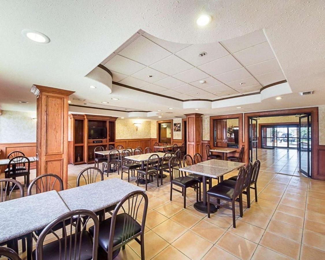 Shary Inn And Suites Mission Extérieur photo