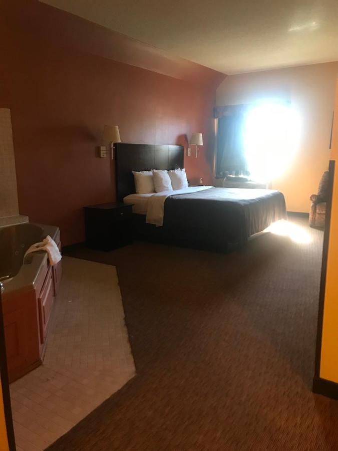 Shary Inn And Suites Mission Extérieur photo