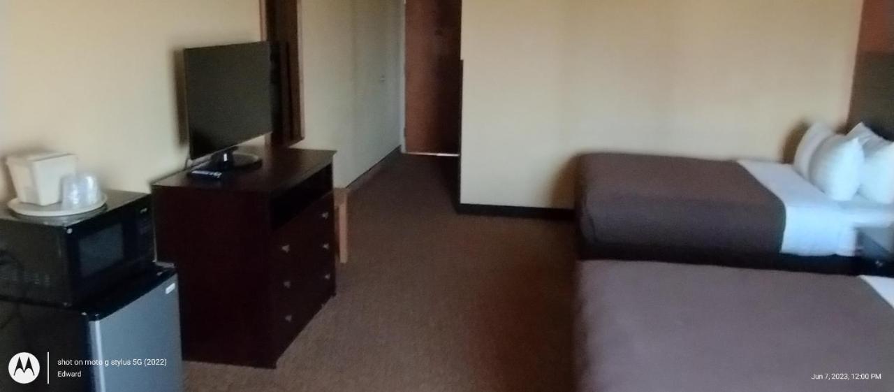 Shary Inn And Suites Mission Extérieur photo