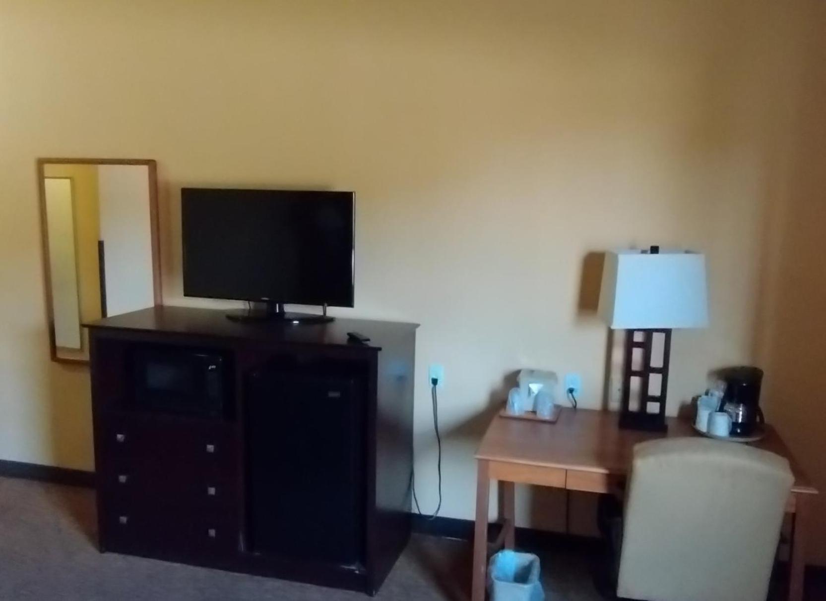 Shary Inn And Suites Mission Extérieur photo